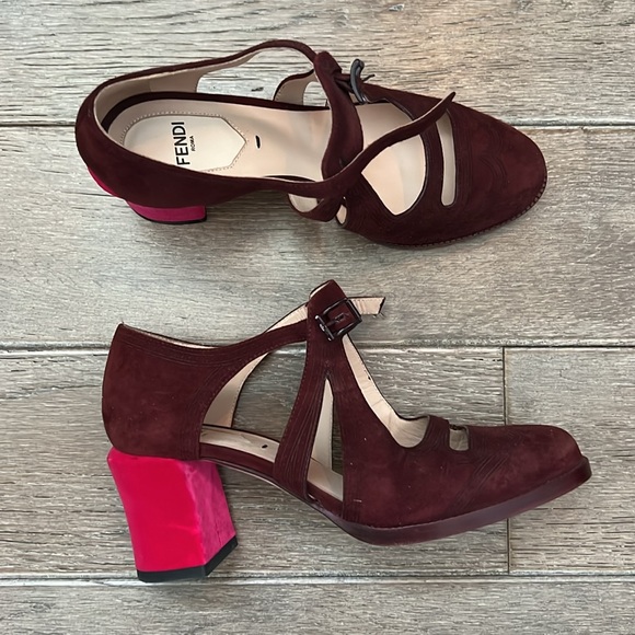 Fendi suede heels - Picture 3 of 10